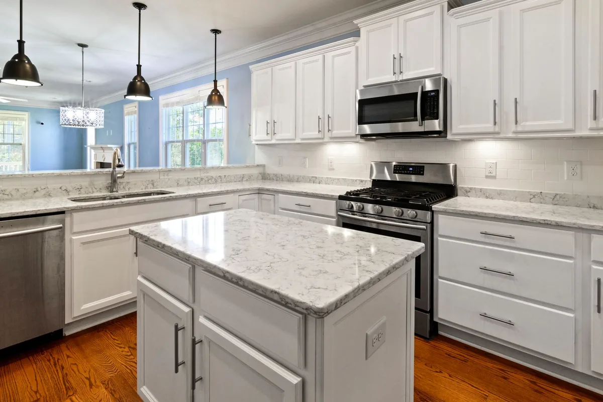 Filth & Squalor Cleanup in Zilwaukee, MI